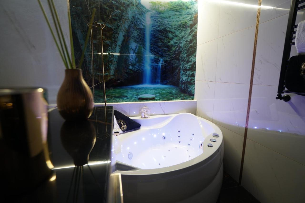 Apartament Lema Versace クラクフ エクステリア 写真